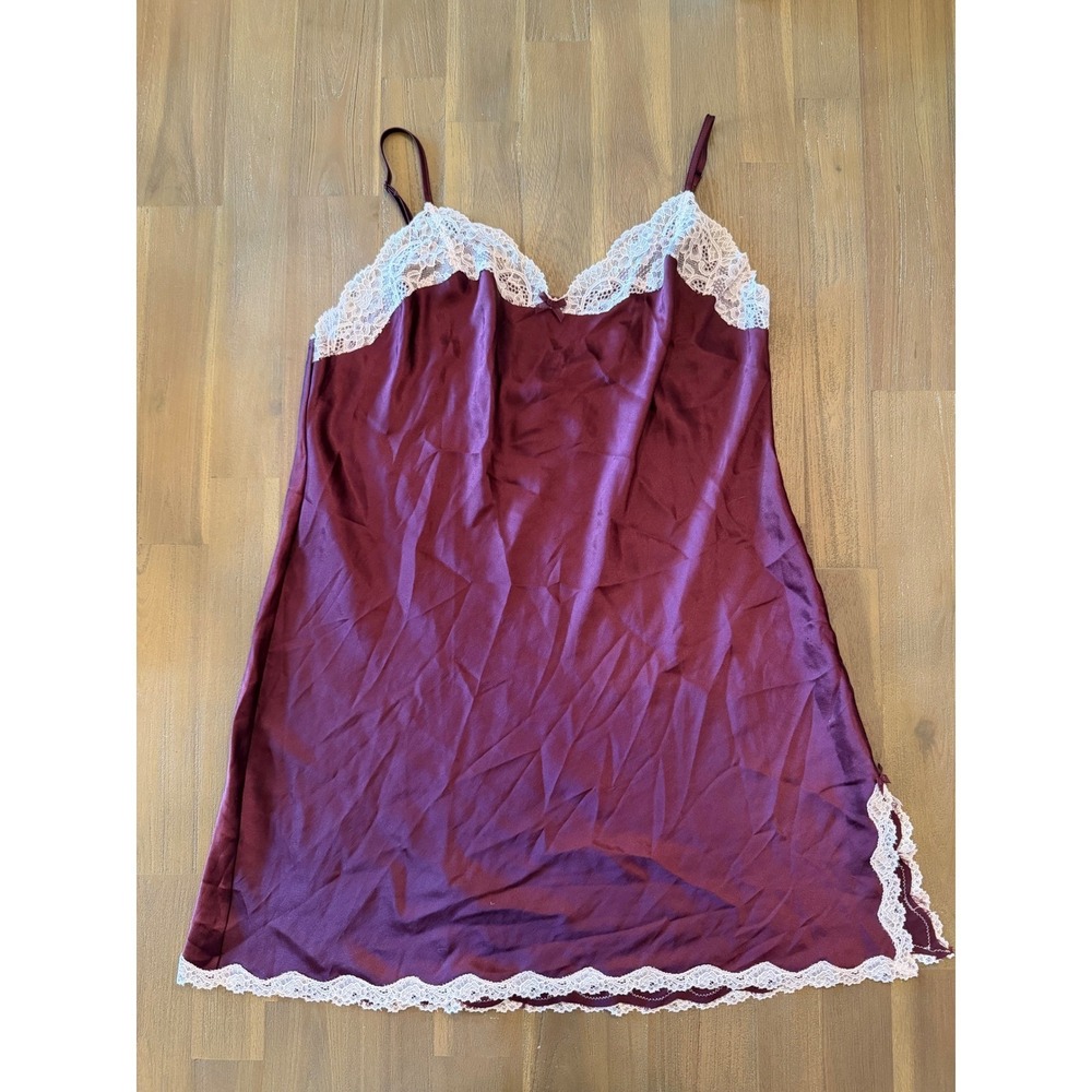 Victorias Secret Burgundy Satin Lace Trim Chemise Nightgown L Large Wine